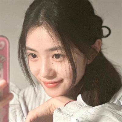 黄昏时分、牵着手